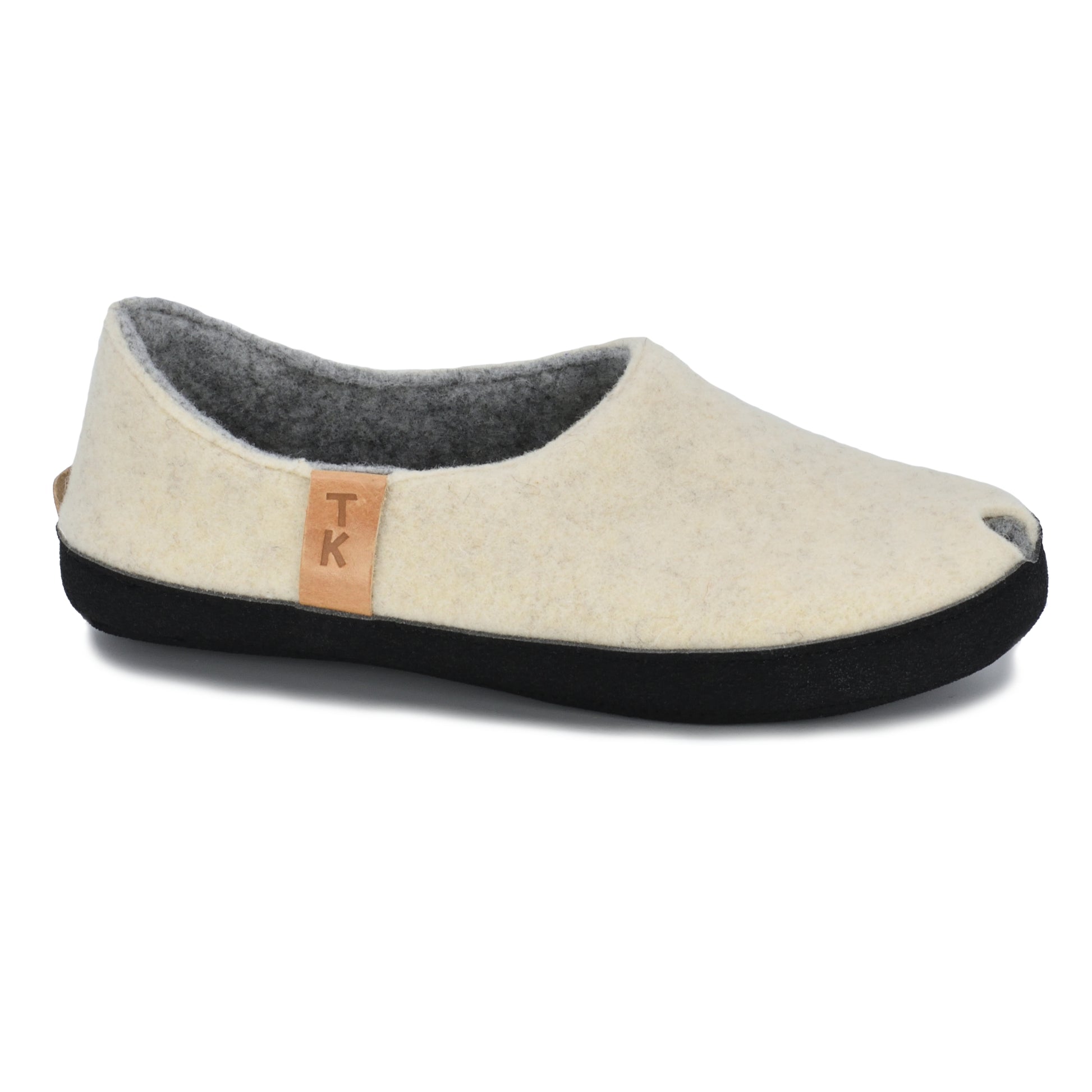 TOKU Budapest Slippers - Natural White